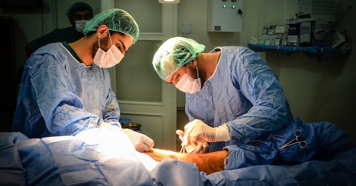 Trauma Surgery in Mumbai by Dr. Vinay Jacob